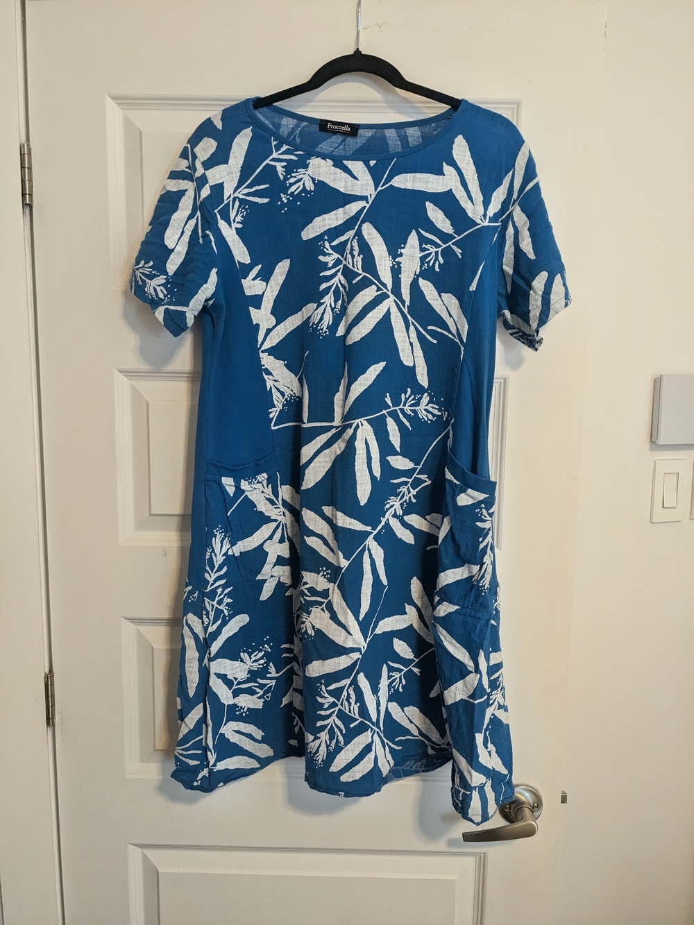 Blue Floral Short Sleeve Pocket Tunic